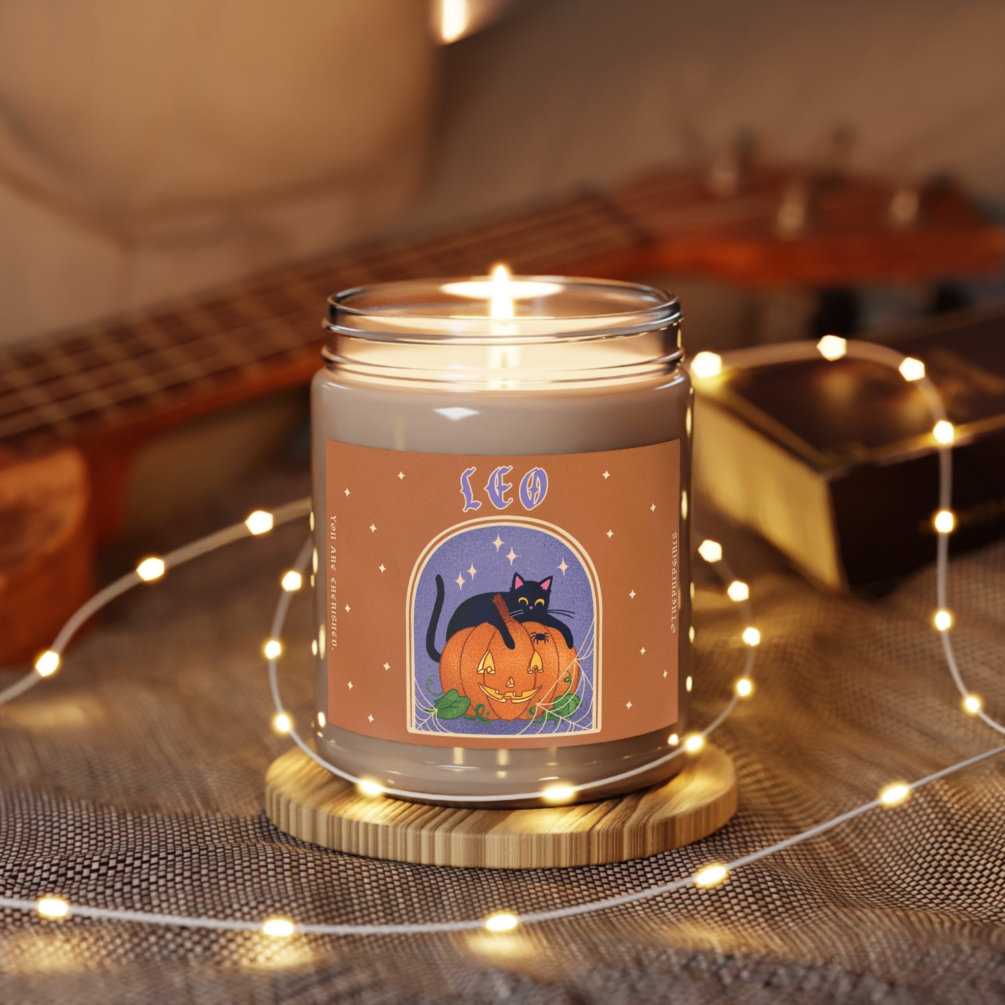 Leo Spooky Cat Astrology Candle